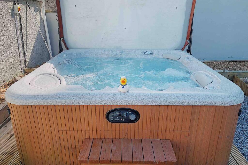 Highland Hottub Retreat, On Nc500 Villa Inverness Luaran gambar